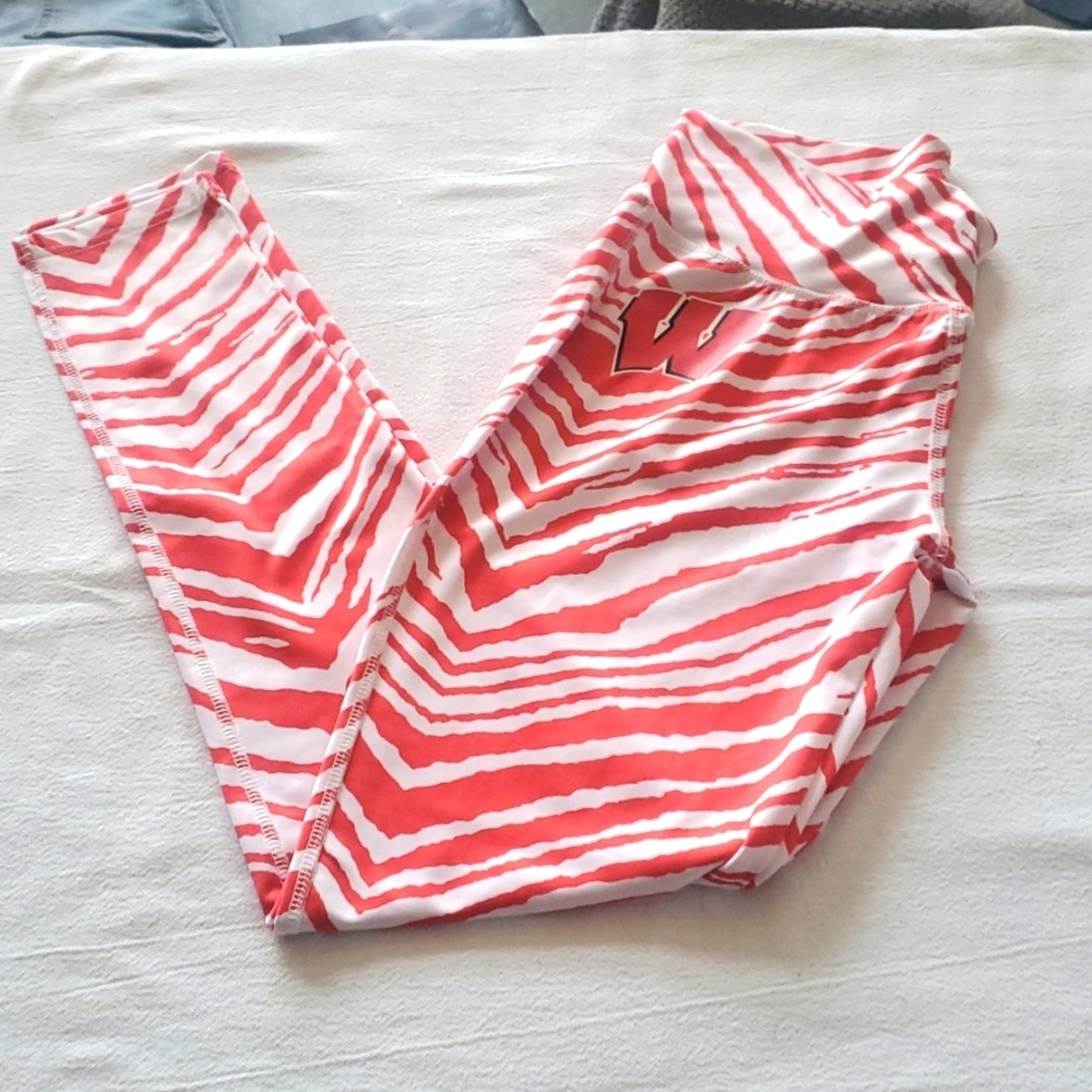 Wisconsin Badgers Womens Red White Zebra Stripe‎ High Rise Leggings Medium NCAA